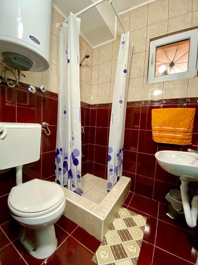 Готель Vila Duricic 300M Od Mora Дженовічі Екстер'єр фото