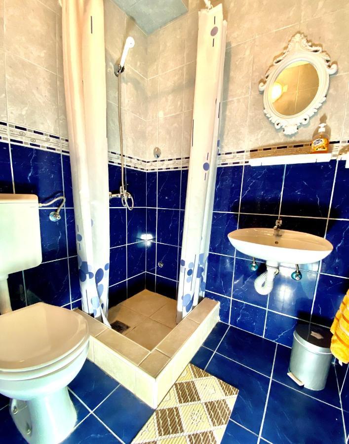 Готель Vila Duricic 300M Od Mora Дженовічі Екстер'єр фото