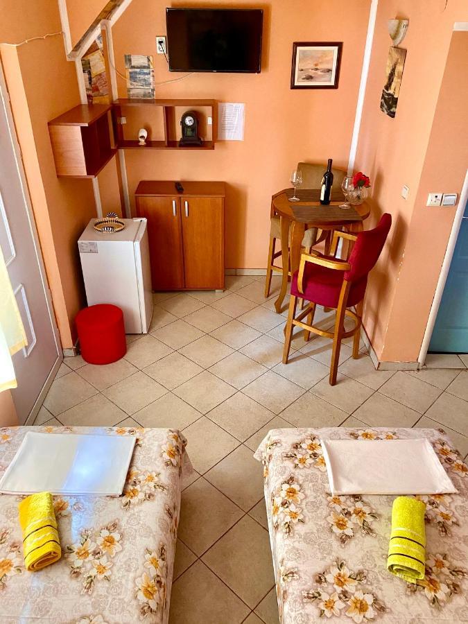 Готель Vila Duricic 300M Od Mora Дженовічі Екстер'єр фото